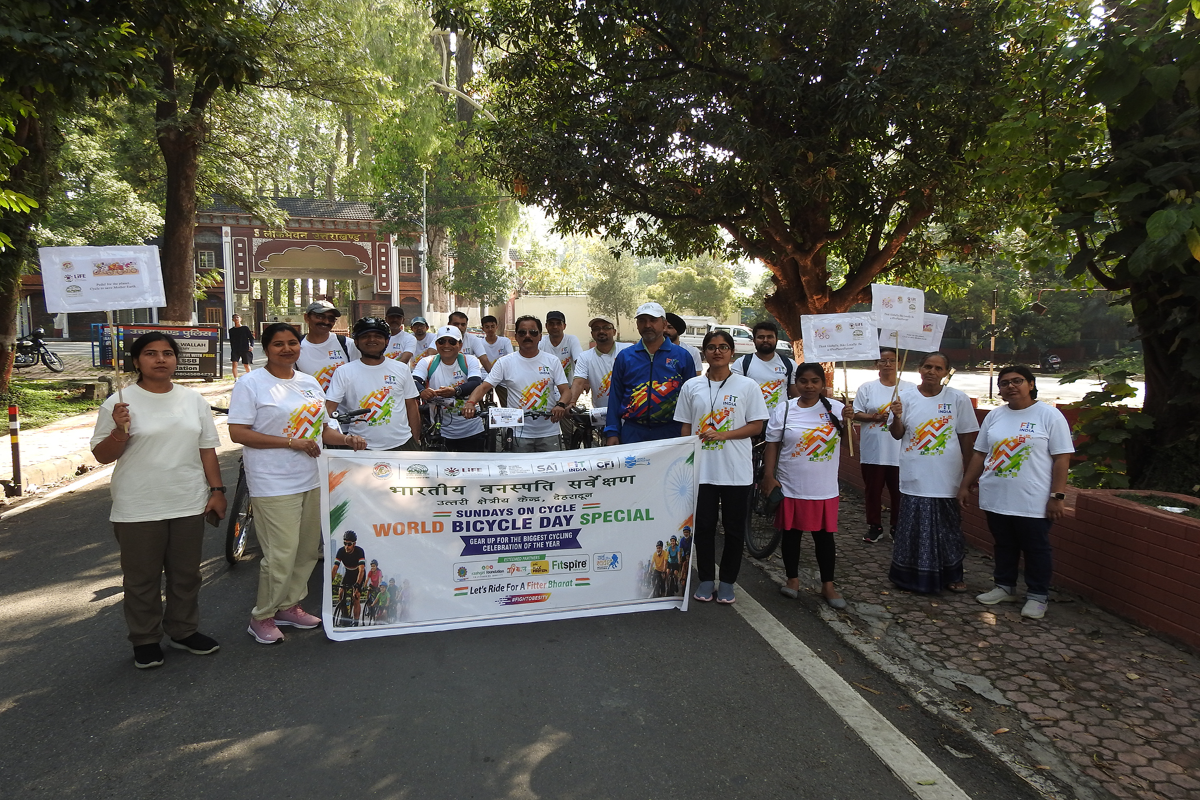 भारतीय वनस्पति सर्वेक्षण (बीएसआई), उत्तरी क्षेत्रीय केंद्र, देहरादून द्वारा 'फिट इंडिया अभियान' के अंतर्गत 07.06.2026 को विश्व साइकिल दिवस मनाया गया।